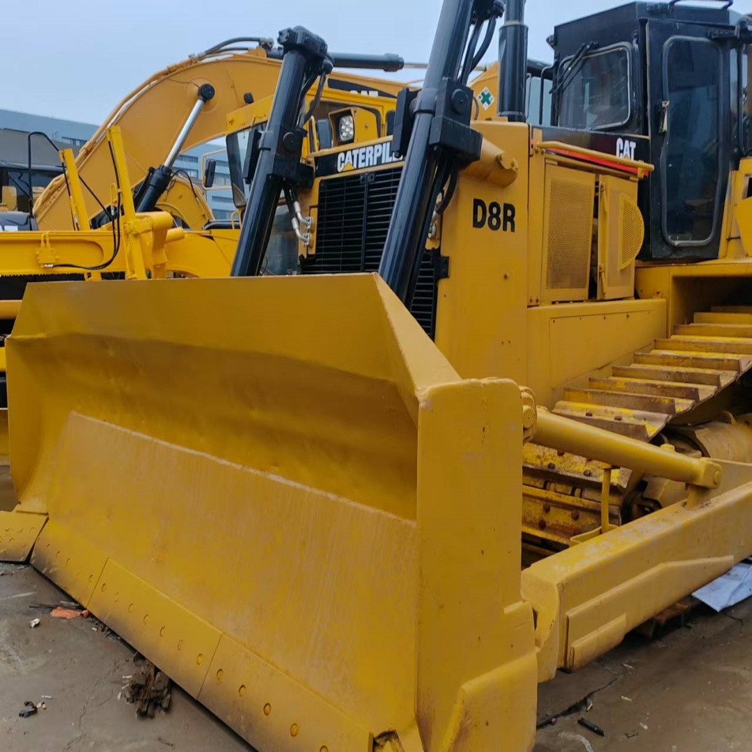 Used CAT Bulldozers D8R Caterpillar Dozer Japan Original D6G D7G D8R ...